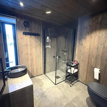 Gemütliche Hütte In Traumhafter Auf 1000 M * Ål